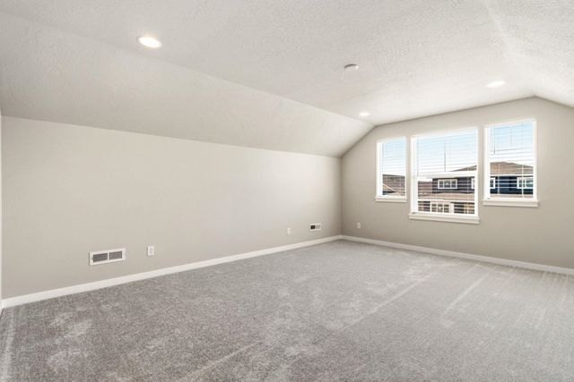 12184 N VALENCIA Ave, Spokane, WA 99218