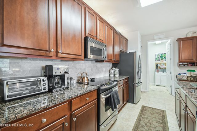 9831 DEL WEBB Parkway 1204, Jacksonville, FL 32256