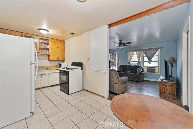 8925 Penny, Riverside, CA 92503