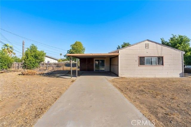 8925 Penny, Riverside, CA 92503