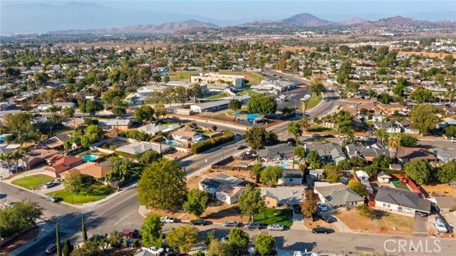 8925 Penny, Riverside, CA 92503