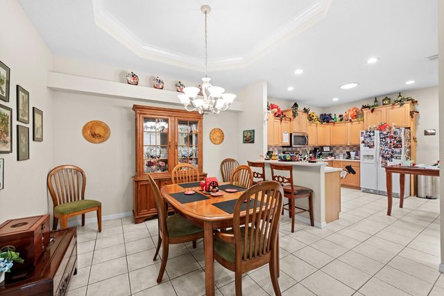 1102 SAVANNAH LANDINGS AVENUE, Valrico, FL 33596