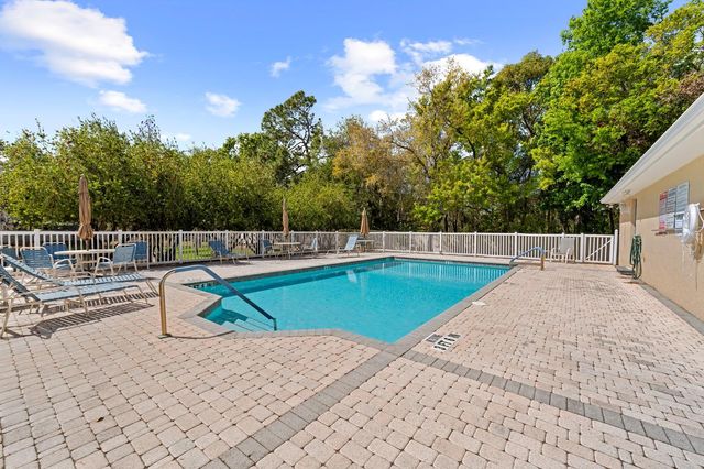 1102 SAVANNAH LANDINGS AVENUE, Valrico, FL 33596