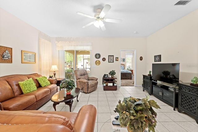 1102 SAVANNAH LANDINGS AVENUE, Valrico, FL 33596