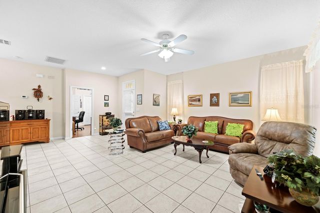 1102 SAVANNAH LANDINGS AVENUE, Valrico, FL 33596