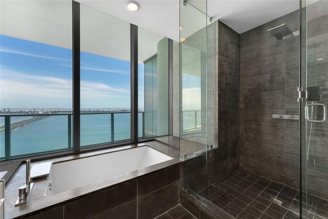 3131 NE 7th Ave PH5003, Miami, FL 33137
