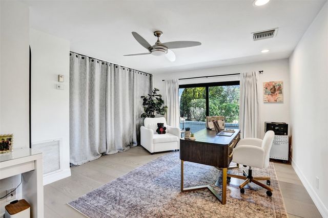 614 W Lakewoode Circle, Delray Beach, FL 33445