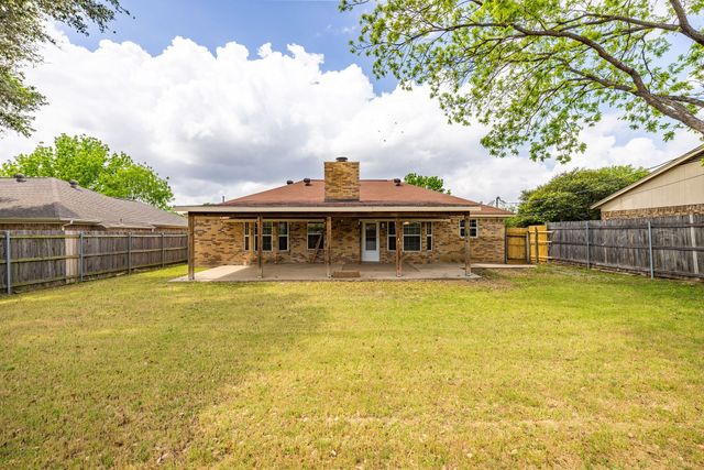 7316 E Kary Lynn Drive, Watauga, TX 76148