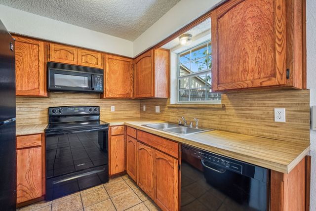 7316 E Kary Lynn Drive, Watauga, TX 76148