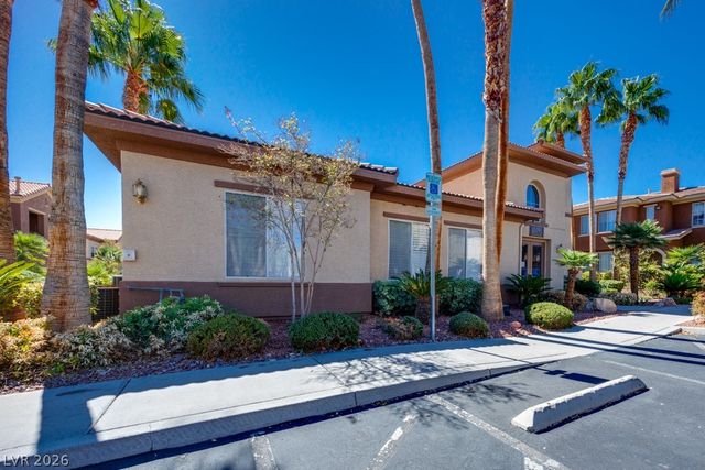 10180 Delray Beach Avenue 201, Las Vegas, NV 89129