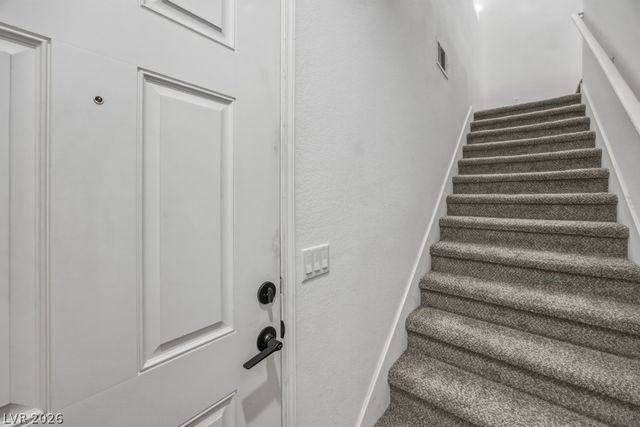 10180 Delray Beach Avenue 201, Las Vegas, NV 89129