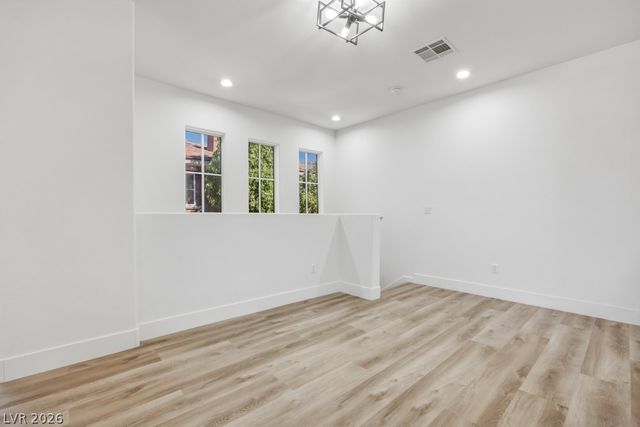 10180 Delray Beach Avenue 201, Las Vegas, NV 89129
