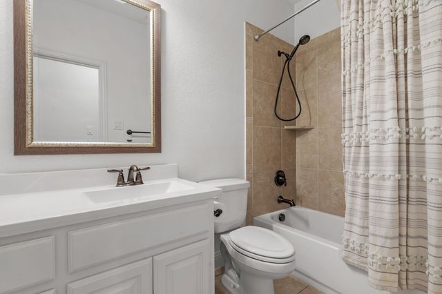 1425 5th Street, Argyle, TX 76226