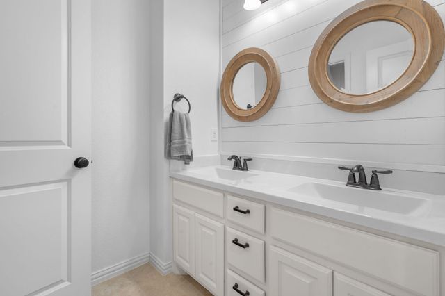 1425 5th Street, Argyle, TX 76226