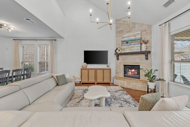 1425 5th Street, Argyle, TX 76226