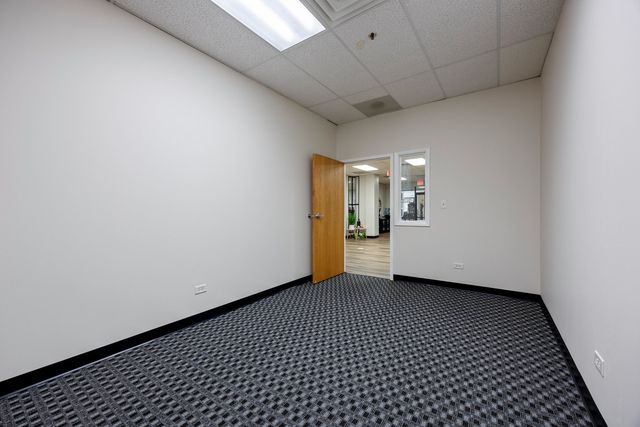 1111 Burlington Avenue 110, Lisle, IL 60532