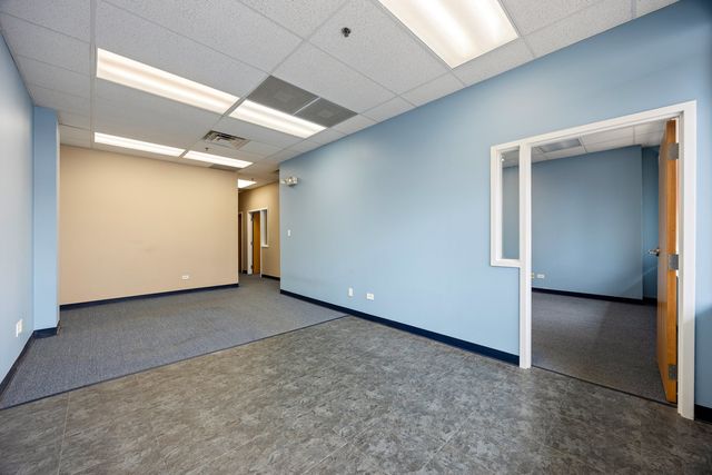 1111 Burlington Avenue 110, Lisle, IL 60532