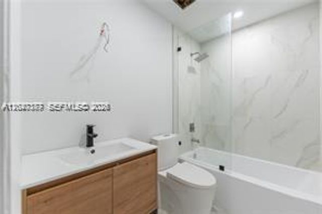 11559 Royal Palm Boulevard 15, Coral Springs, FL 33065
