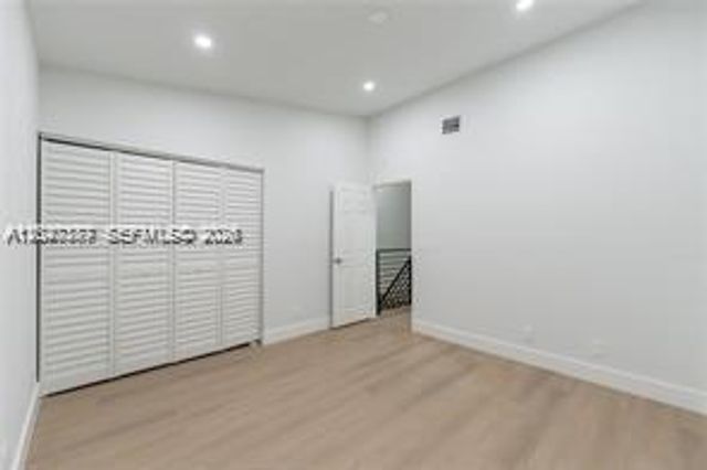 11559 Royal Palm Boulevard 15, Coral Springs, FL 33065