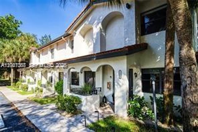 11559 Royal Palm Boulevard 15, Coral Springs, FL 33065