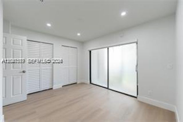11559 Royal Palm Boulevard 15, Coral Springs, FL 33065