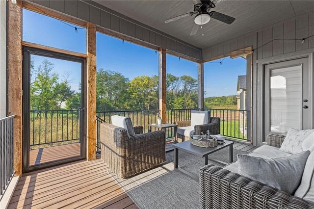 17808 Rainbow Boulevard, Stilwell, KS 66085