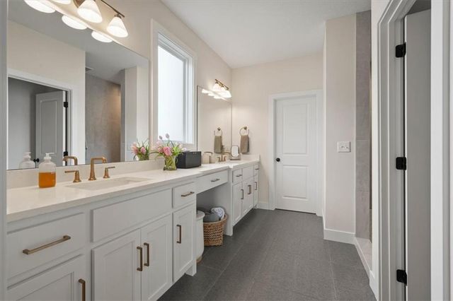 17808 Rainbow Boulevard, Stilwell, KS 66085