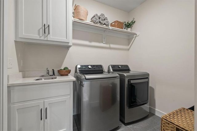 17808 Rainbow Boulevard, Stilwell, KS 66085