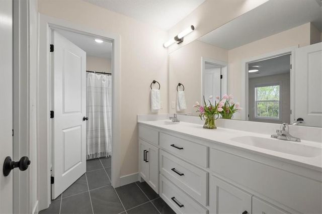 17808 Rainbow Boulevard, Stilwell, KS 66085