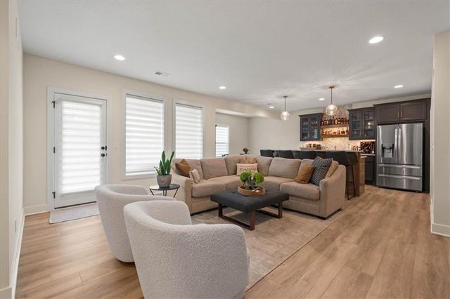 17808 Rainbow Boulevard, Stilwell, KS 66085