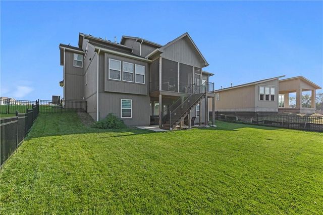 17808 Rainbow Boulevard, Stilwell, KS 66085