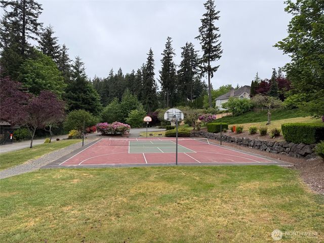 23200 SE 253rd Place, Maple Valley, WA 98038