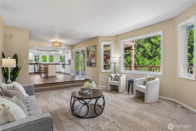 23200 SE 253rd Place, Maple Valley, WA 98038