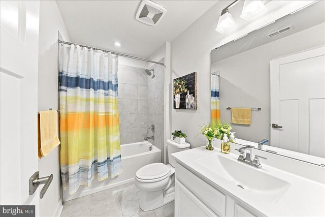 1200 BENJAMIN DR, Kennett Square, PA 19348