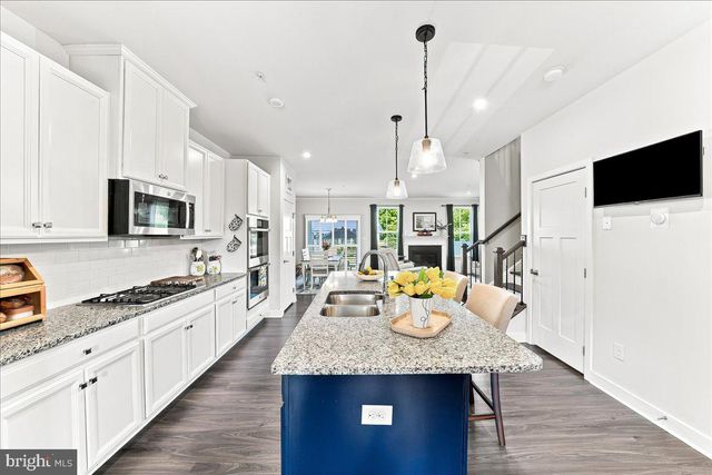 1200 BENJAMIN DR, Kennett Square, PA 19348