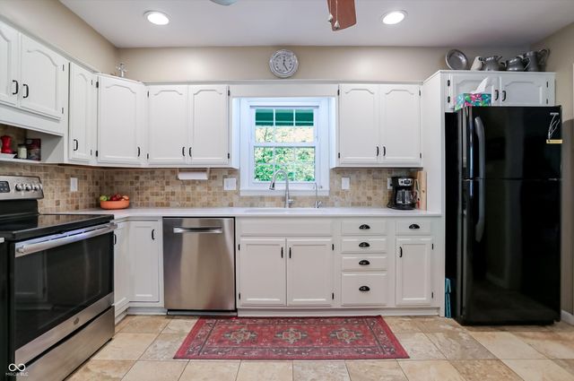 1675 E 81st Street, Indianapolis, IN 46240