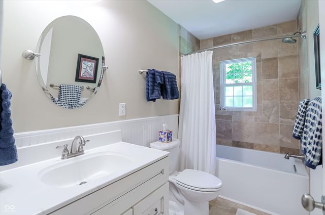 1675 E 81st Street, Indianapolis, IN 46240