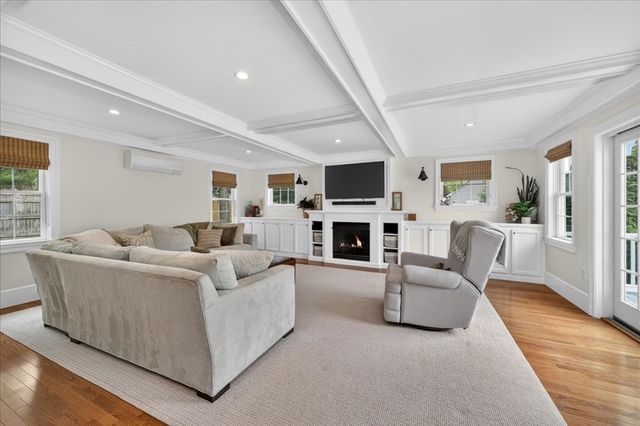 75 Brewster Rd, Cohasset, MA 02025
