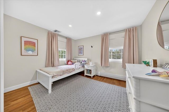 75 Brewster Rd, Cohasset, MA 02025