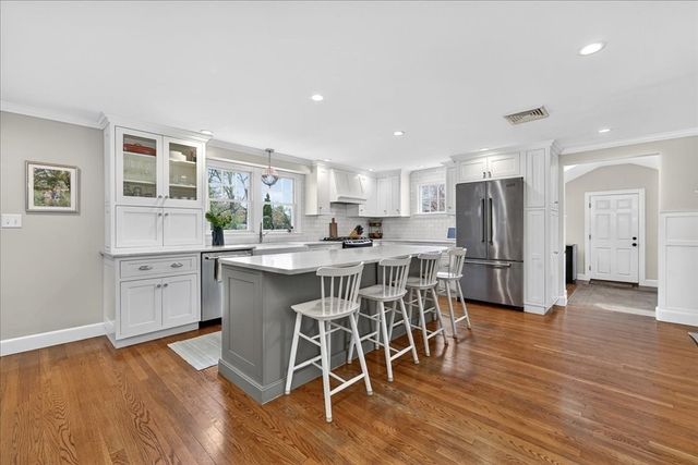 75 Brewster Rd, Cohasset, MA 02025