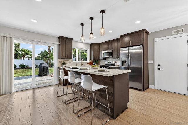 7756 Lake Adlon Dr, San Diego, CA 92119