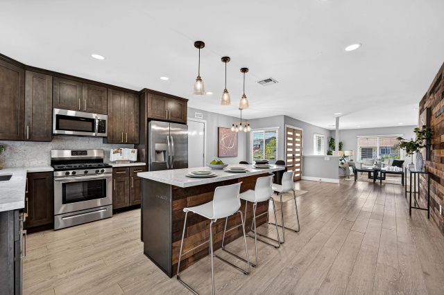 7756 Lake Adlon Dr, San Diego, CA 92119