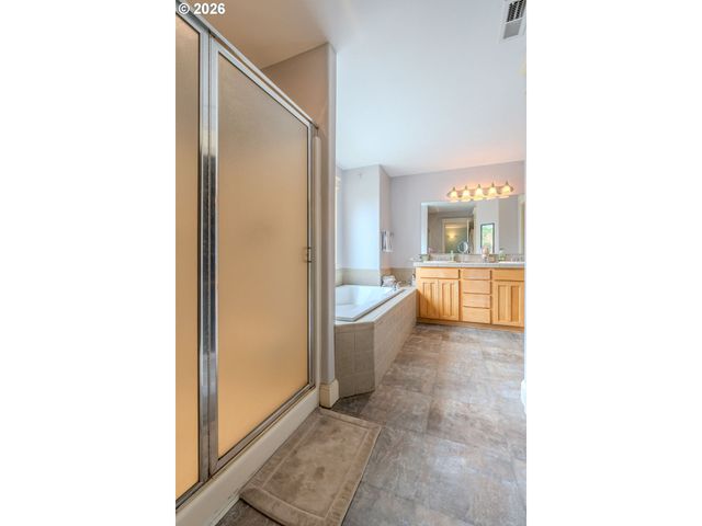 1861 Nw WONDERVIEW Ave, Gresham, OR 97030