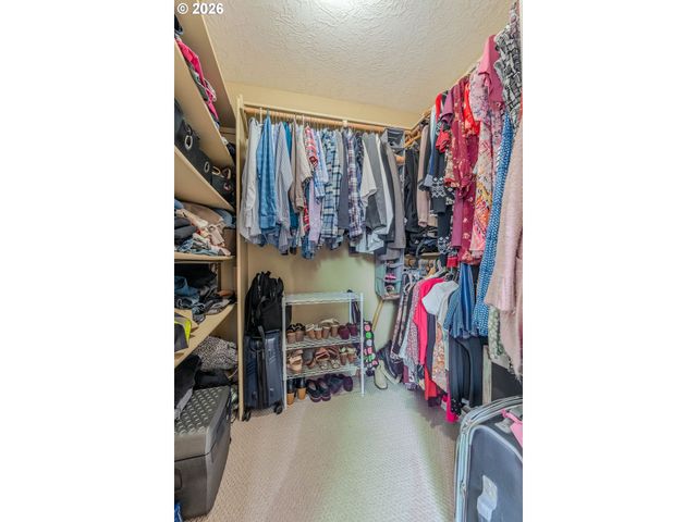 1861 Nw WONDERVIEW Ave, Gresham, OR 97030