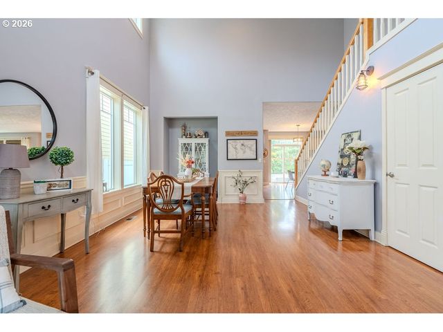 1861 Nw WONDERVIEW Ave, Gresham, OR 97030