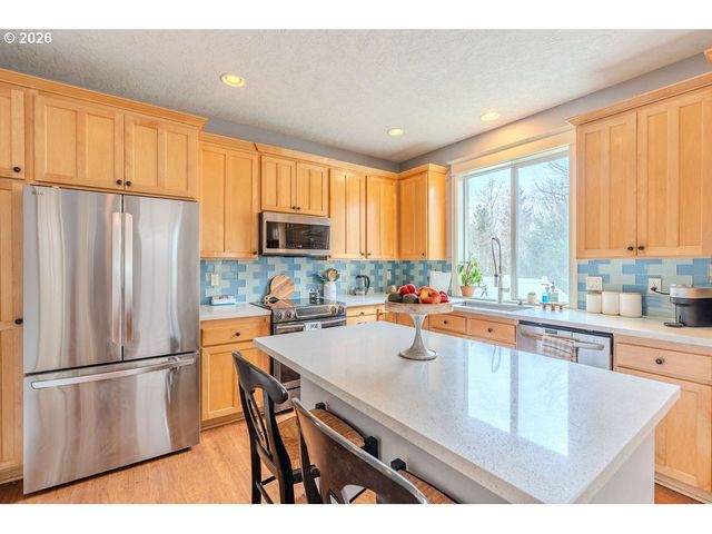 1861 Nw WONDERVIEW Ave, Gresham, OR 97030