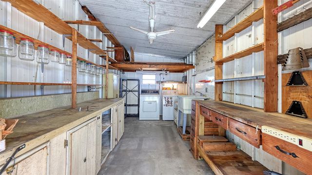 203 50TH AVENUE PLAZA E, Bradenton, FL 34203