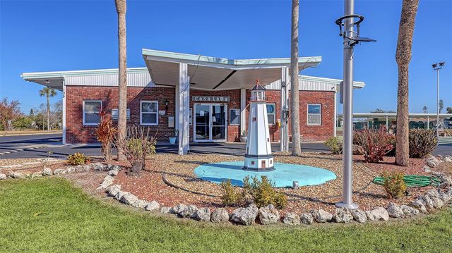 203 50TH AVENUE PLAZA E, Bradenton, FL 34203