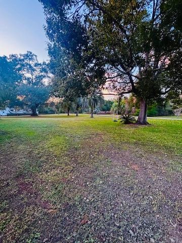 37252 HILLTOP DRIVE, Zephyrhills, FL 33541