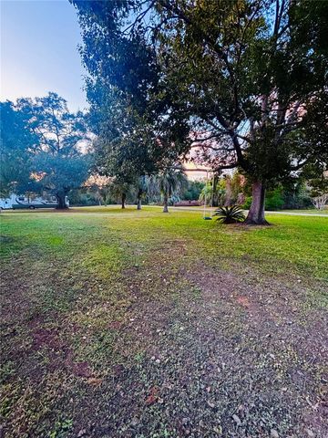 37252 HILLTOP DRIVE, Zephyrhills, FL 33541